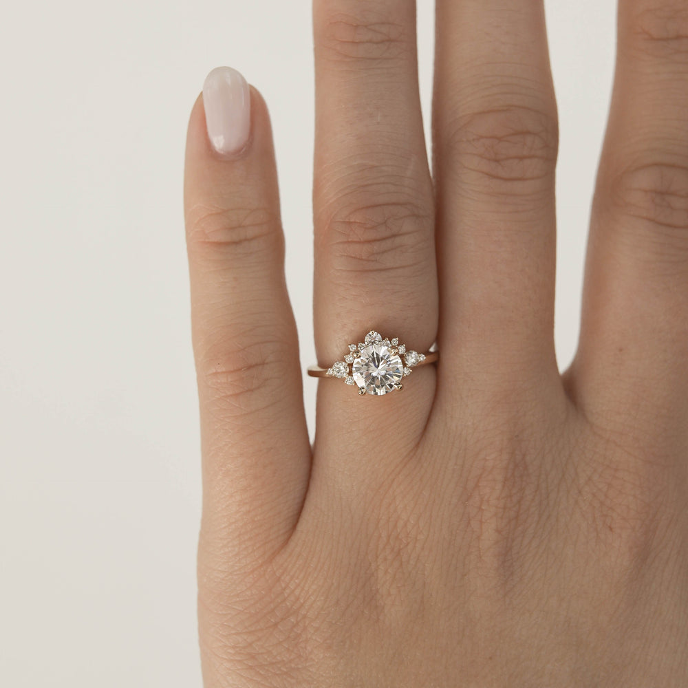 1.05CT Round Moissanite Cluster Diamond Engagement Ring
