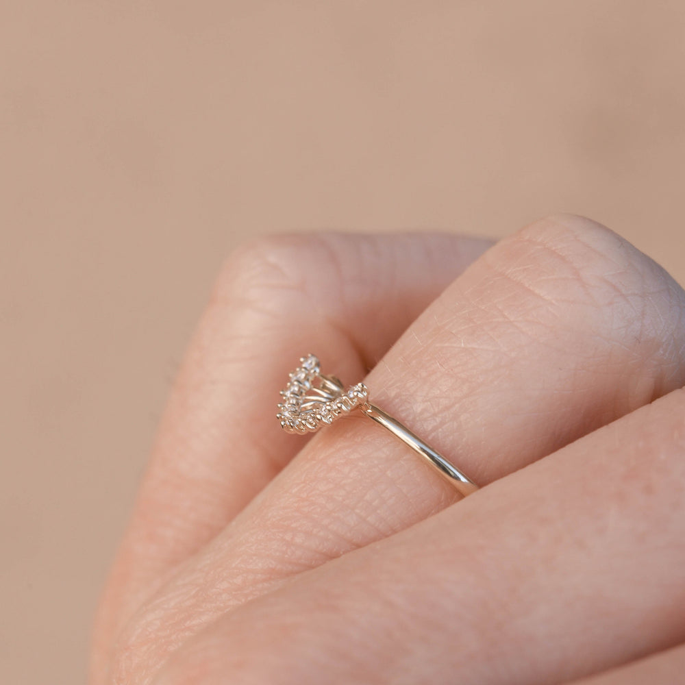 0.08ct Round brilliant Moissanite Unique Curve Diamond Wedding Band