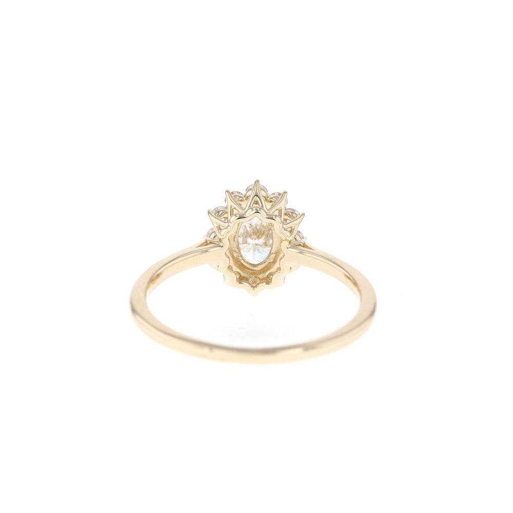 1.5ct-2.5ct Oval Cut Halo Moissanite Diamond Engagement Ring