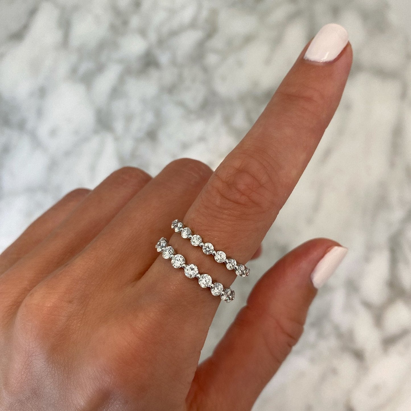 Round Cut Single Prong Diamond Wedding Band For Women