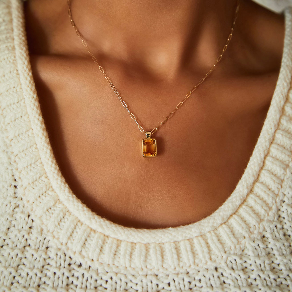 4.0CT Emerald Citrine Moissanite November Birthstone Pendant Necklace