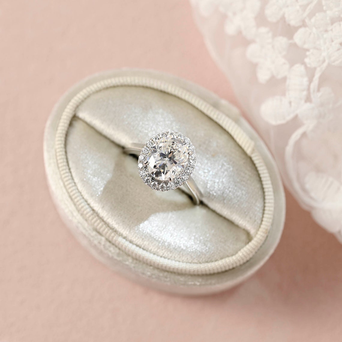 2.0 CT Oval Moissanite Halo Engagement Ring