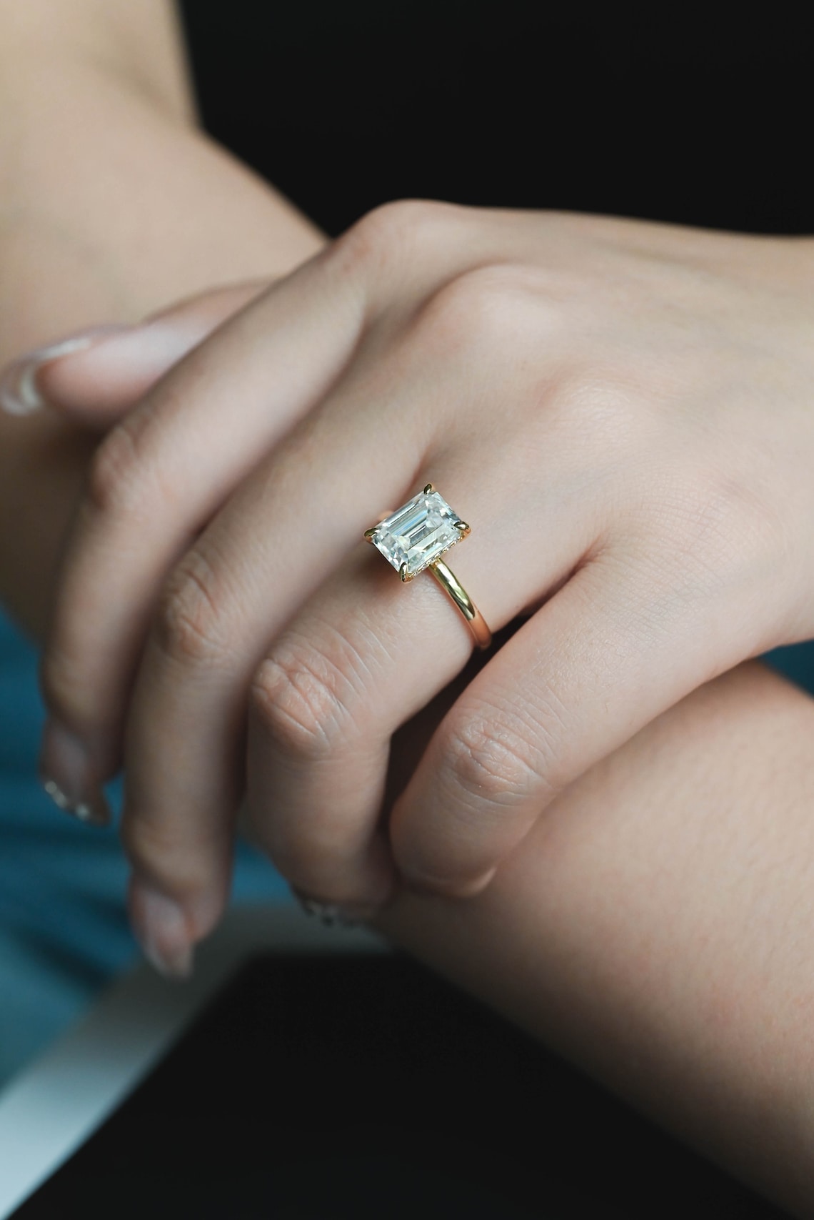 3.0 CT Emerald Moissanite Hidden Halo Engagement Ring