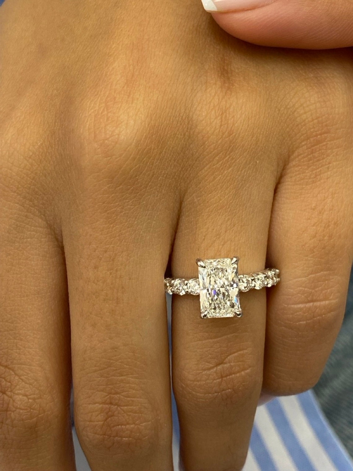 2.0 CT Radiant Moissanite Pave Setting Engagement Ring
