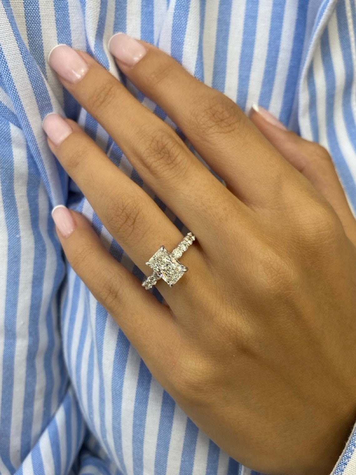 2.0 CT Radiant Moissanite Pave Setting Engagement Ring