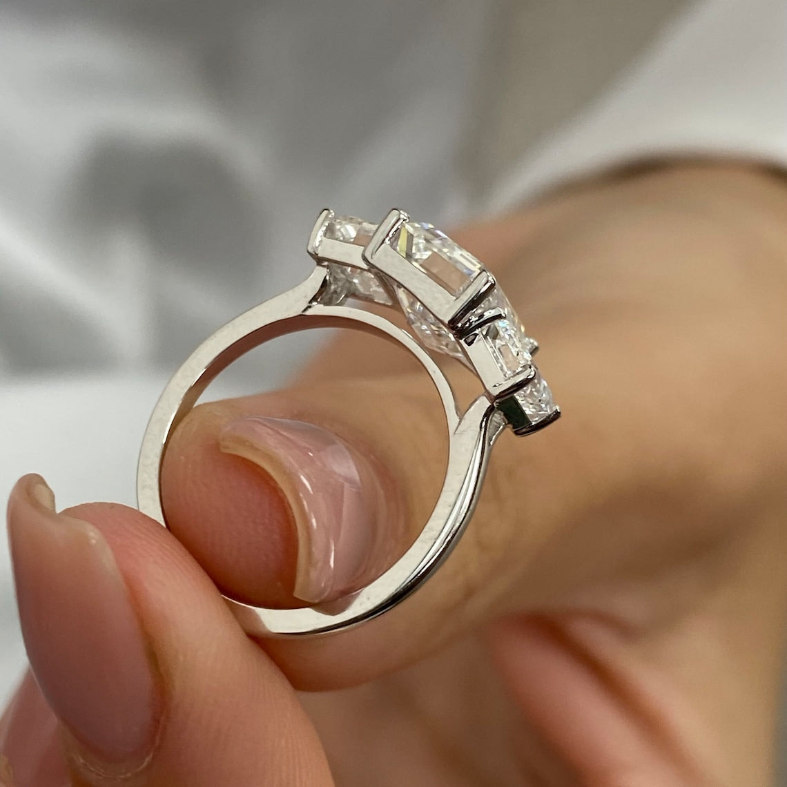 3.0 CT Emerald Moissanite Three Stone Engagement Ring