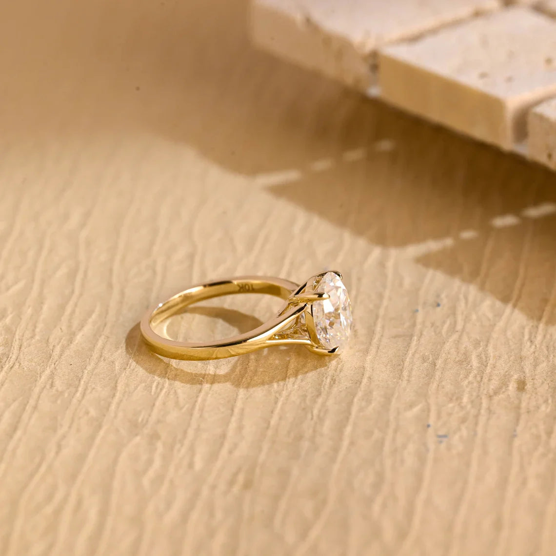 1.0 CT Oval Cut Split Shank Solitaire Moissanite Engagement Ring