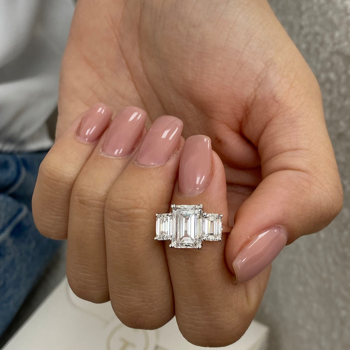 3.0 CT Emerald Moissanite Three Stone Engagement Ring