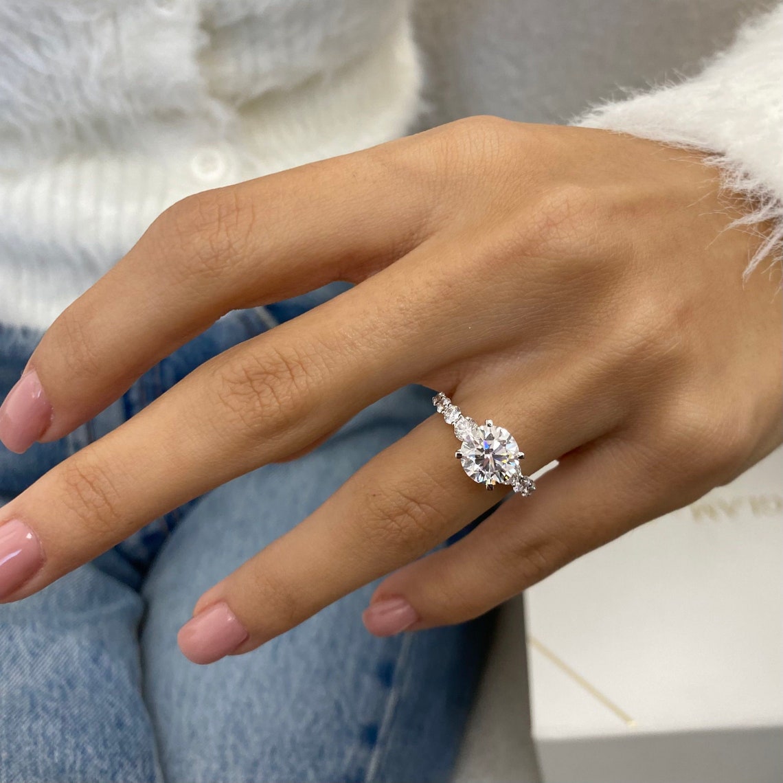 2.0 CT Round Moissanite Pave Setting Engagement Ring