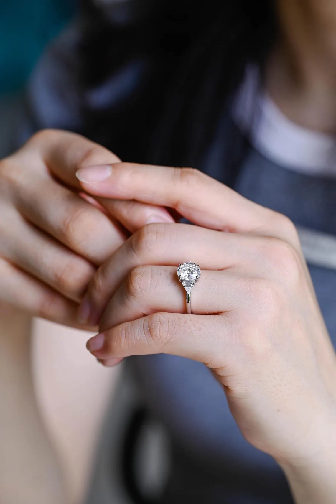 1.0 CT Oval Cut Cluster Diamond Moissanite Engagement Ring