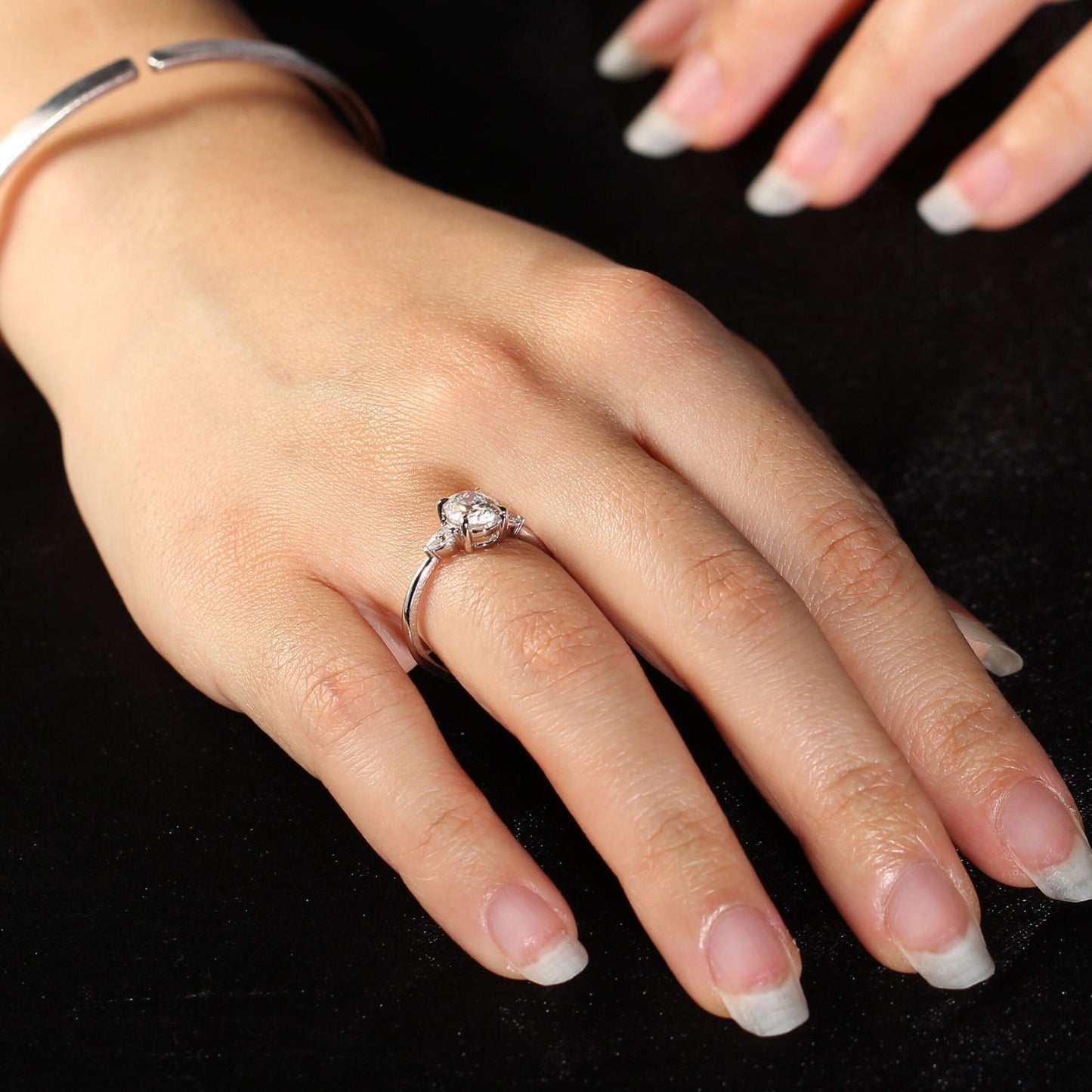 2.78 CT Oval Moissanite Three Stone Engagement Ring