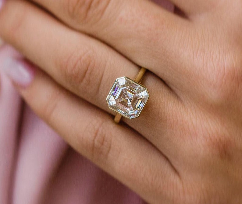 4.0ct Asscher Cut Bezel Moissanite Diamond Engagement Ring For Her