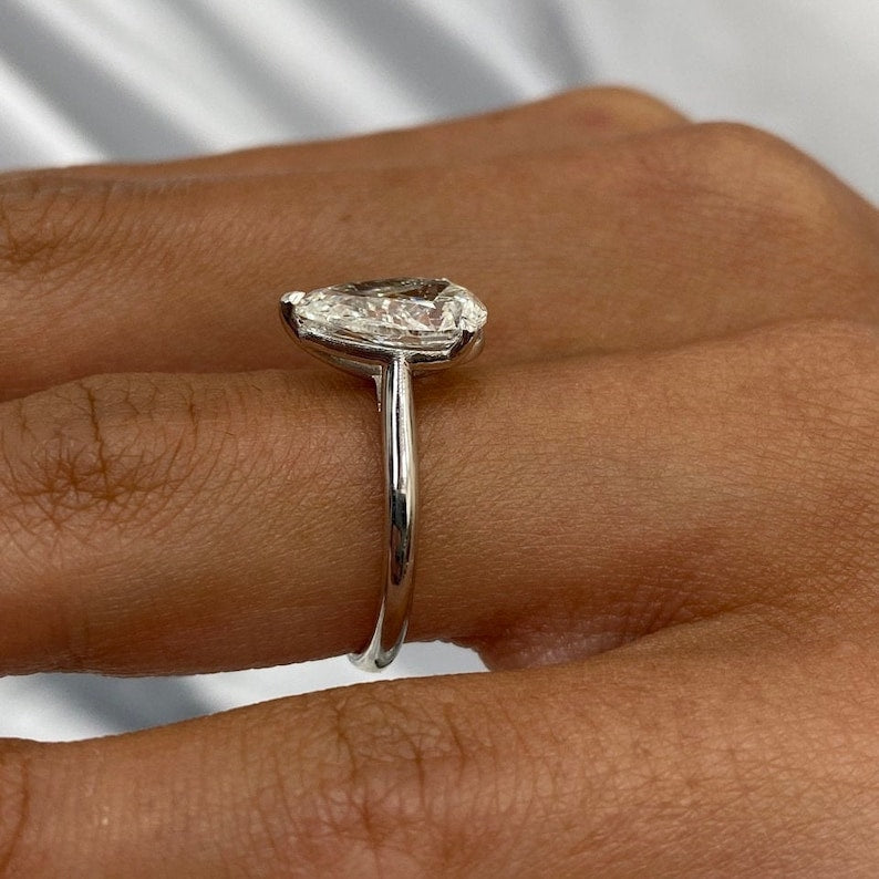 1.75 CT Pear Moissanite Solitaire Engagement Ring
