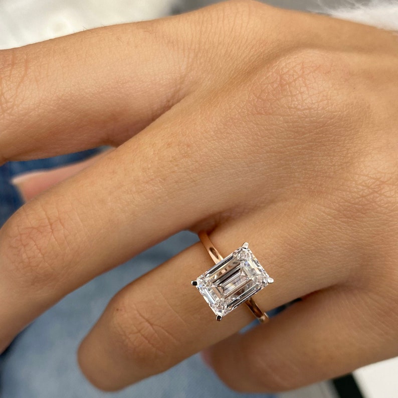 3.0 CT Emerald Moissanite Solitaire Two Tone Engagement Ring