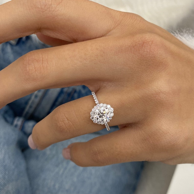 1.0 CT Round Moissanite Halo Engagement Ring With Pave Setting
