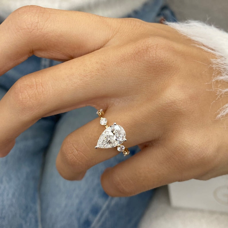 2.0 CT Pear Moissanite Dainty Two Tone Engagement Ring