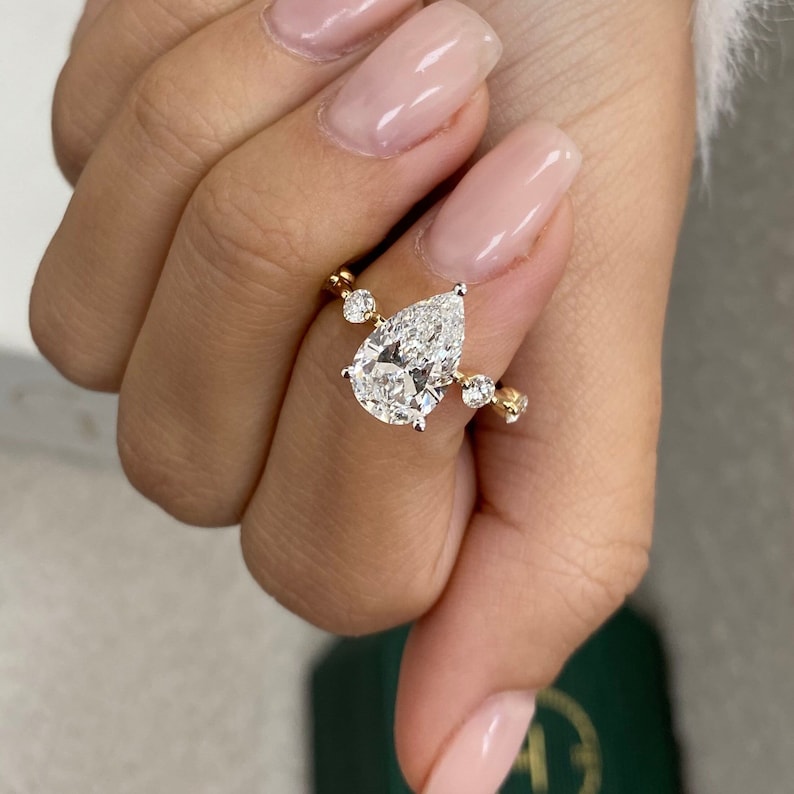 2.0 CT Pear Moissanite Dainty Two Tone Engagement Ring