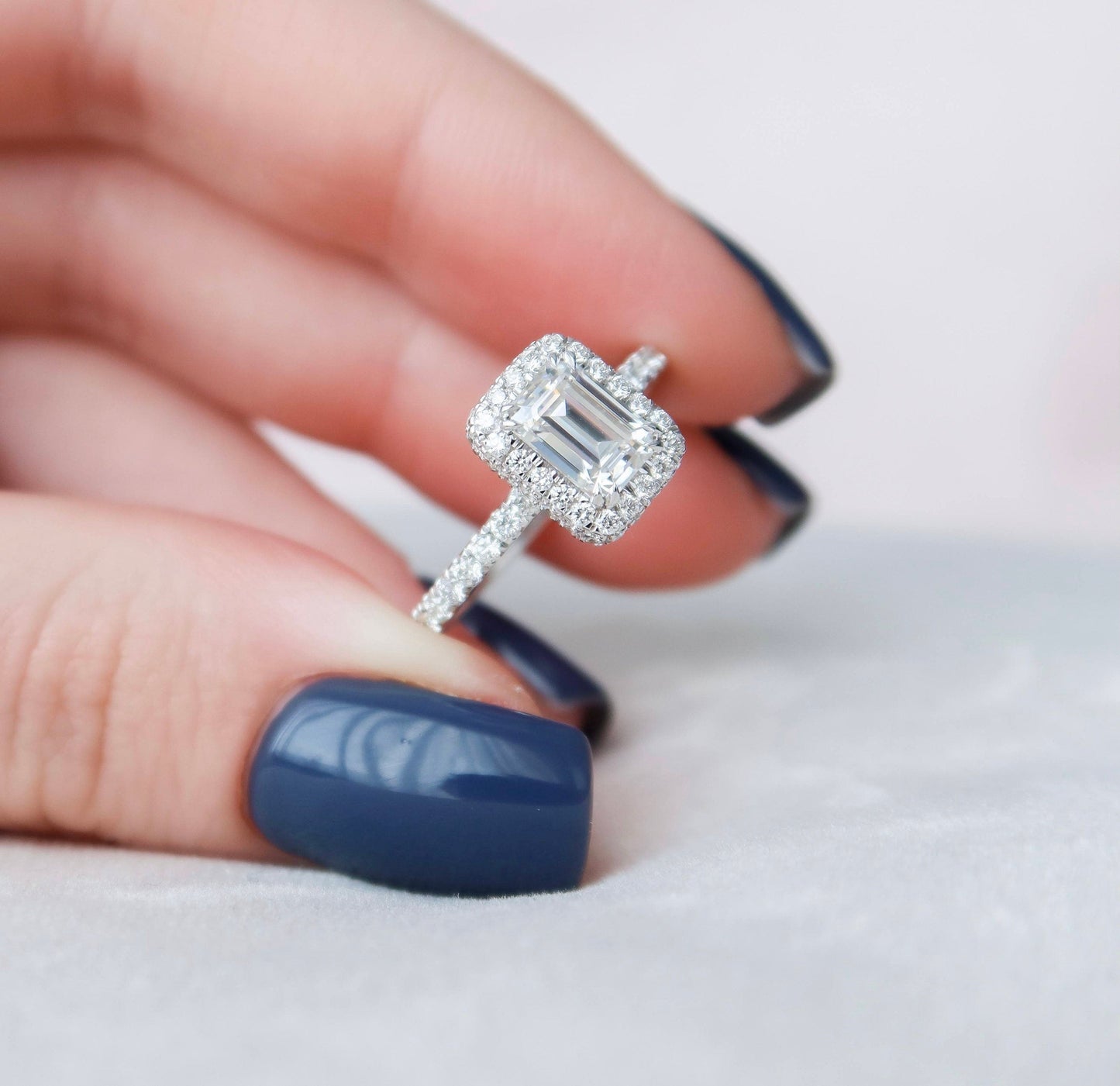 1.0 CT Emerald Cut Halo Moissanite Engagement Ring