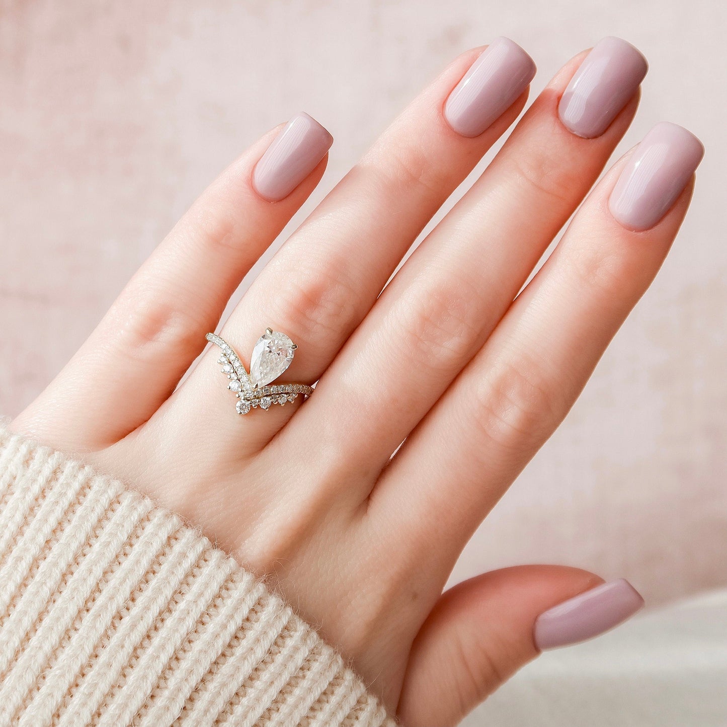 1.5 CT Pear Shaped Moissanite Chevron Engagement Ring