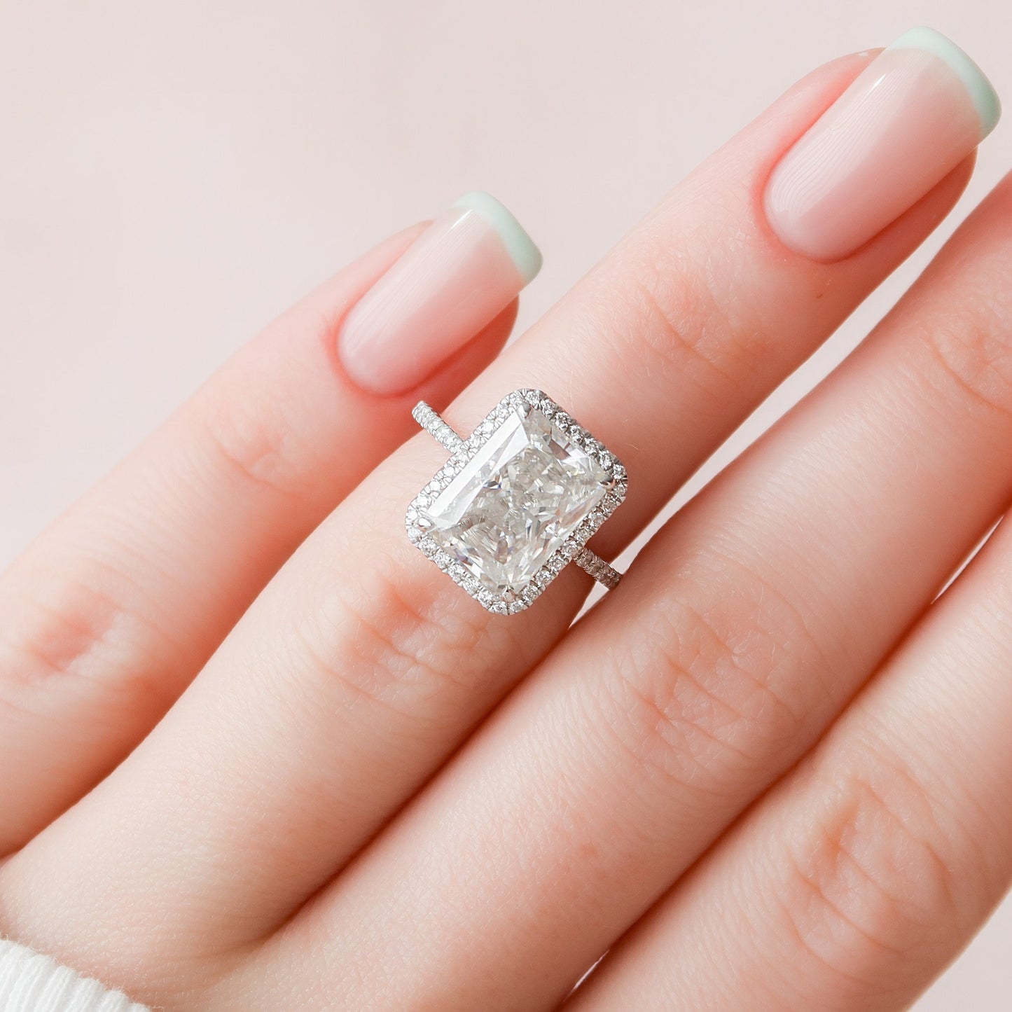 5.0CT Radiant Cut Halo Moissanite Diamond Pave Engagement Ring