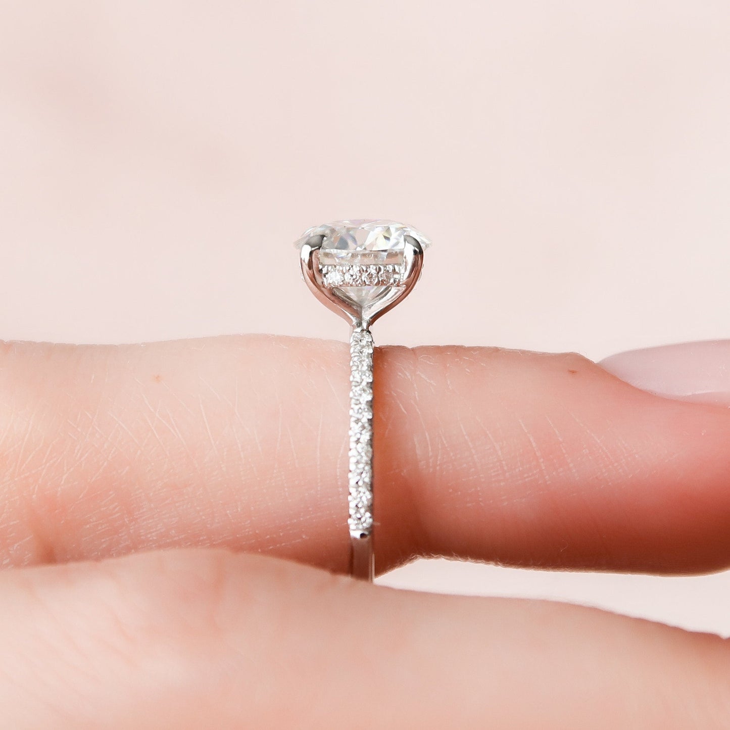 2.0CT Round Cut Moissanite Hidden Halo Engagement Ring