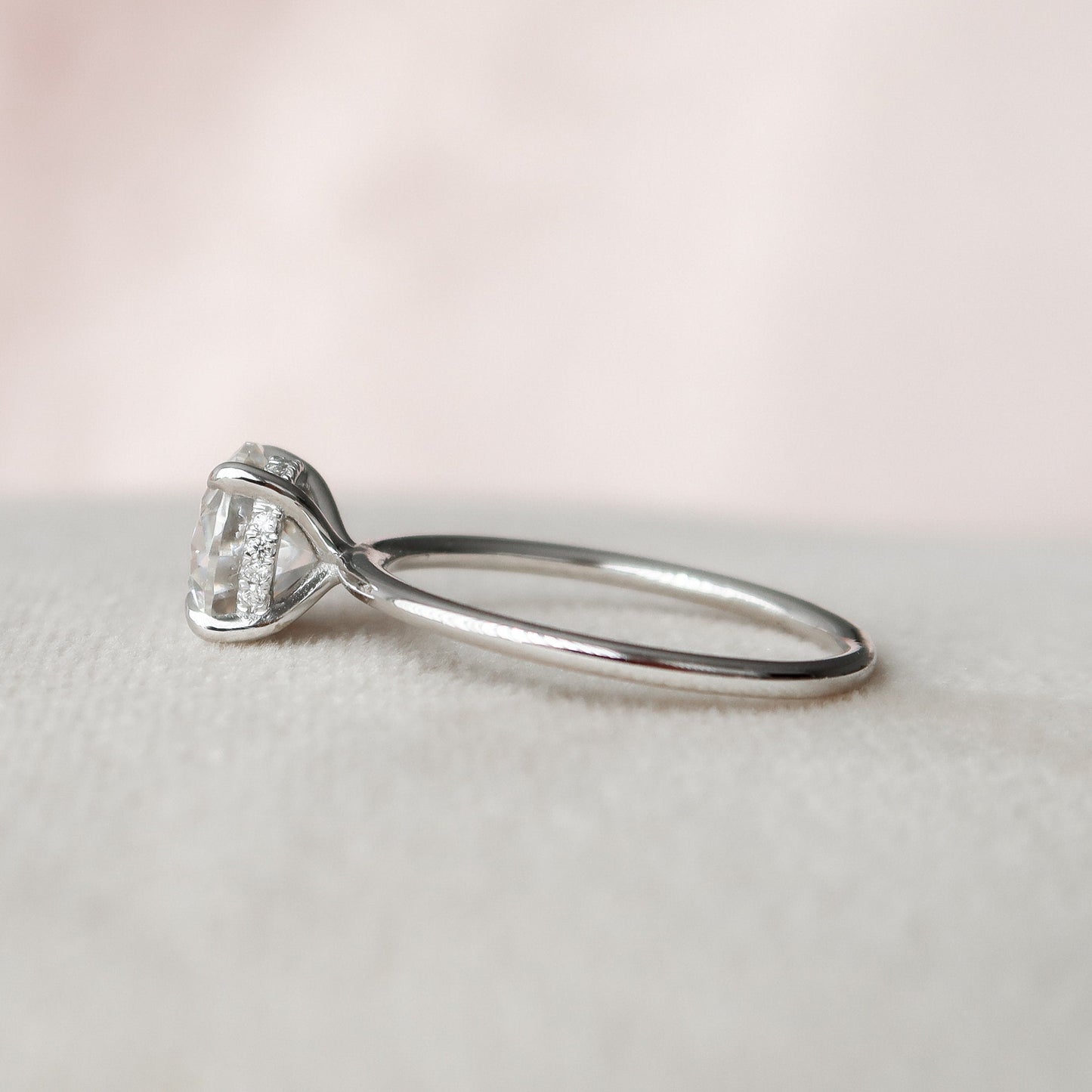 2.0CT Round Cut Hidden Halo Moissanite Engagement Ring