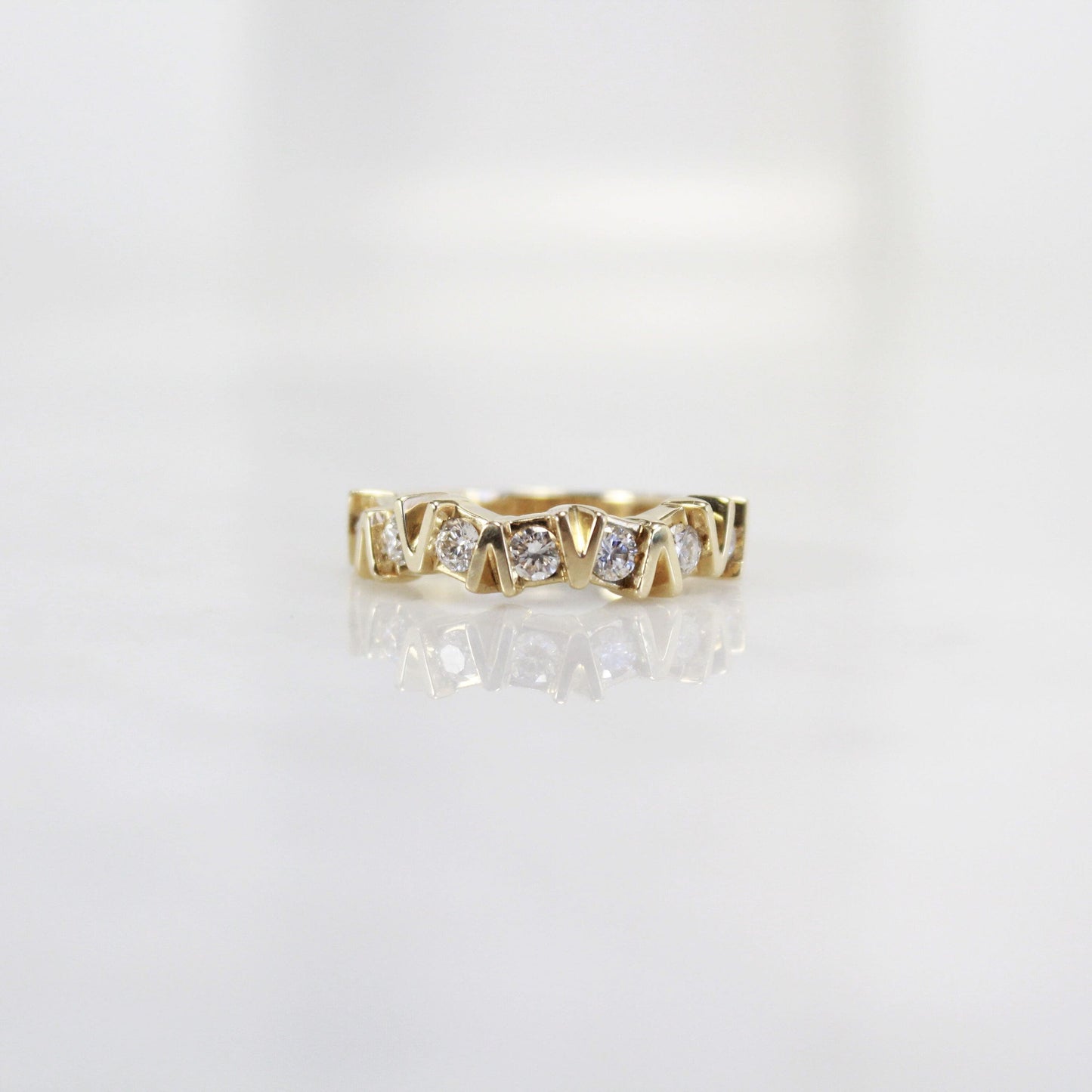 Round Cut Unique Diamond Wedding Band for Her