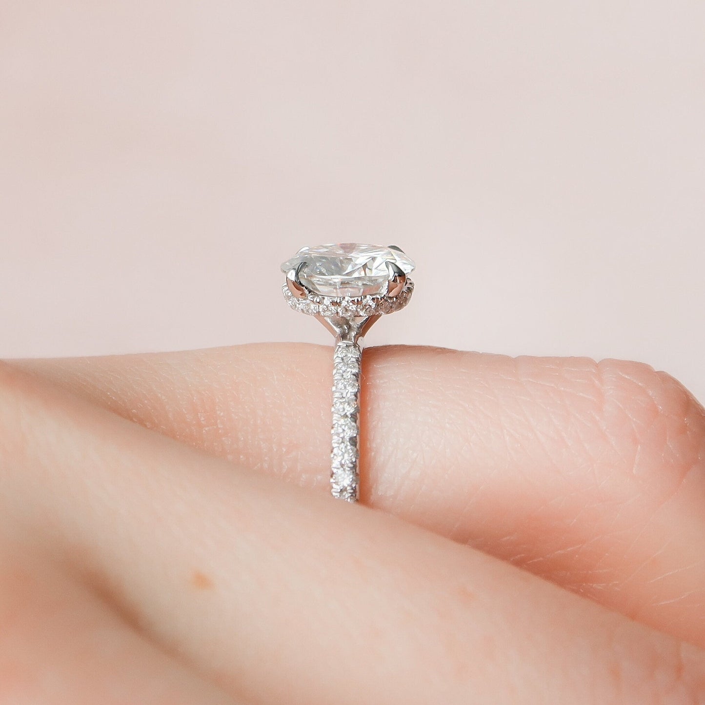 2.0CT Round Cut Hidden Halo Moissanite Engagement Ring