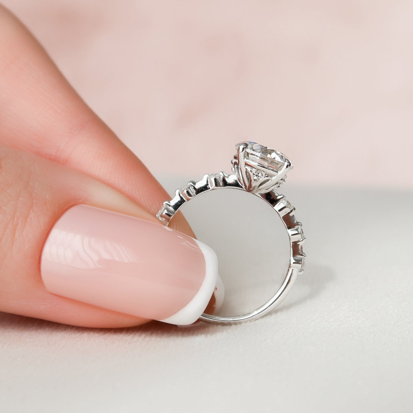 2.0CT Round Cut Moissanite Hidden Halo Engagement Ring