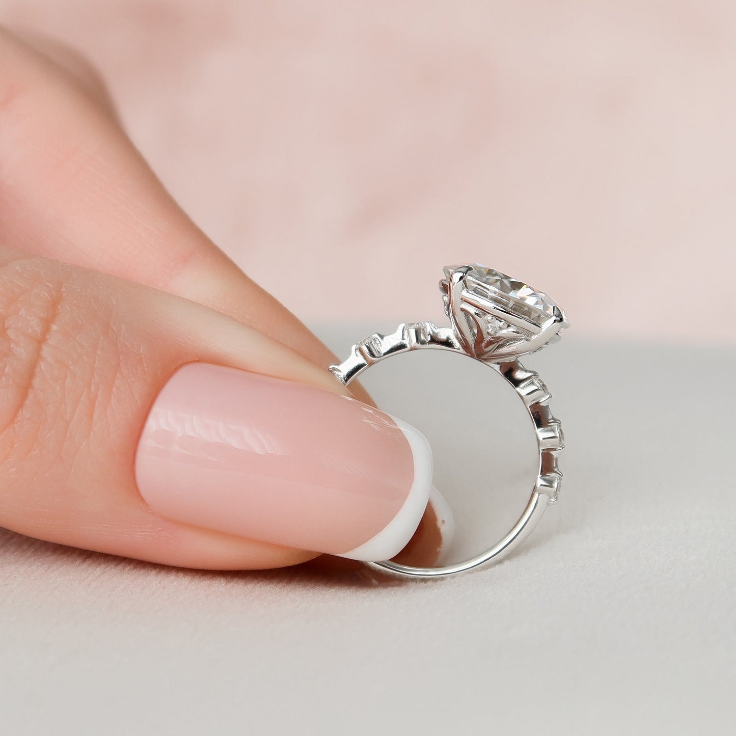 4 CT Round Cut Moissanite Engagement Ring