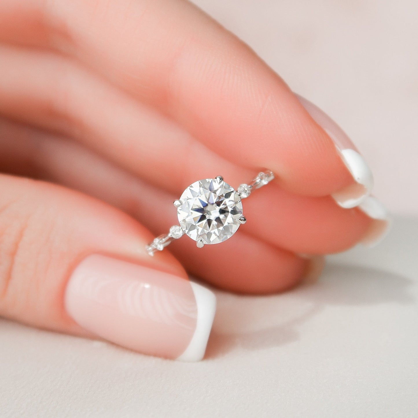 2.0CT Round Cut Moissanite Hidden Halo Engagement Ring