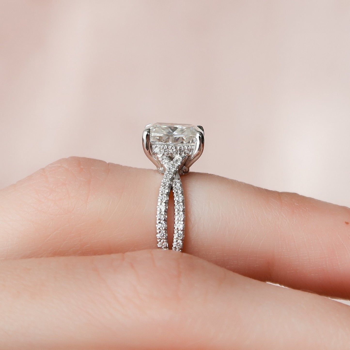 2 CT Cushion cut Split Shank Moissanite Wedding Ring