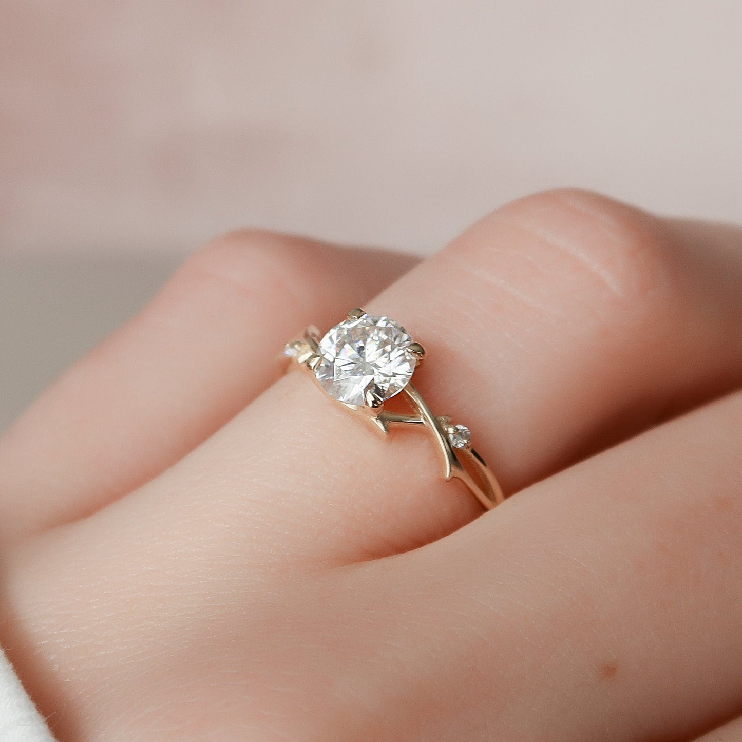 1.0CT Round Cut Branches Style Moissanite Diamond Engagement Ring
