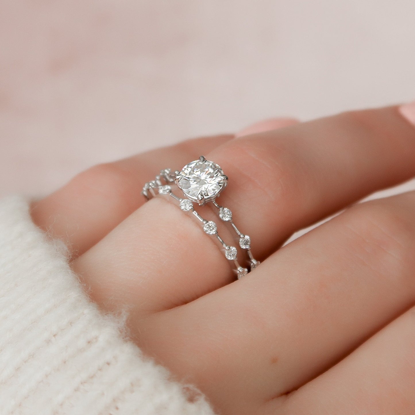 1.0CT Round Cut Moissanite Halo Bridal Engagement Ring Set