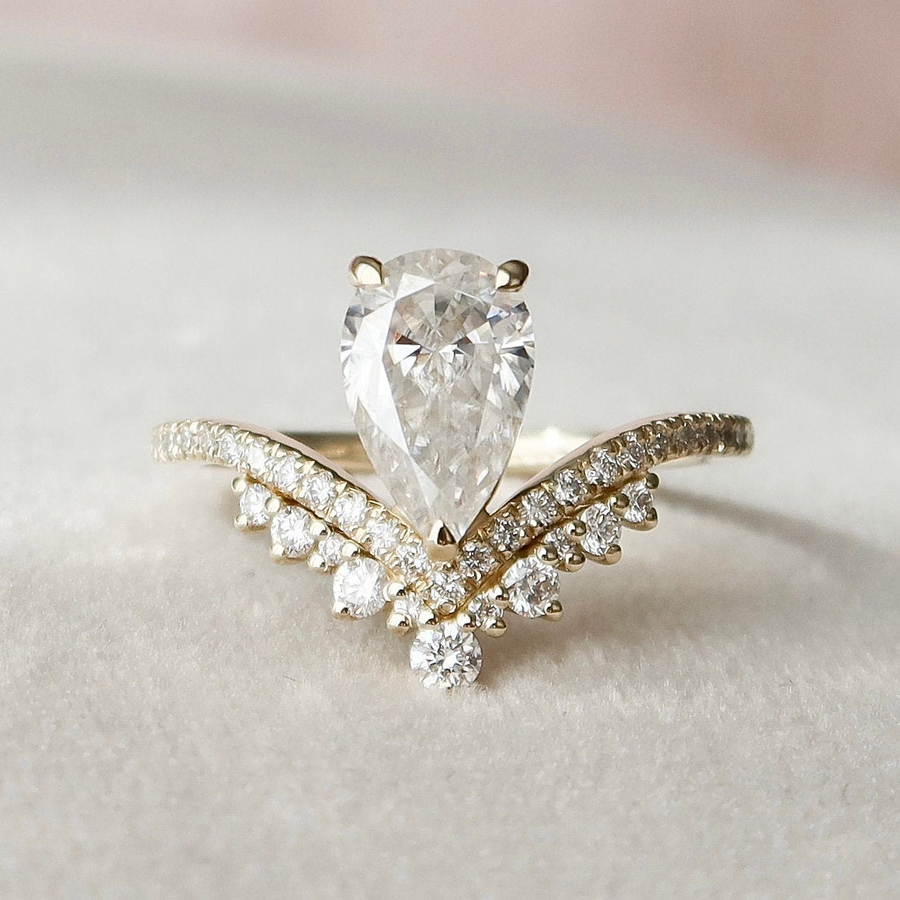 1.5 CT Pear Shaped Moissanite Chevron Engagement Ring