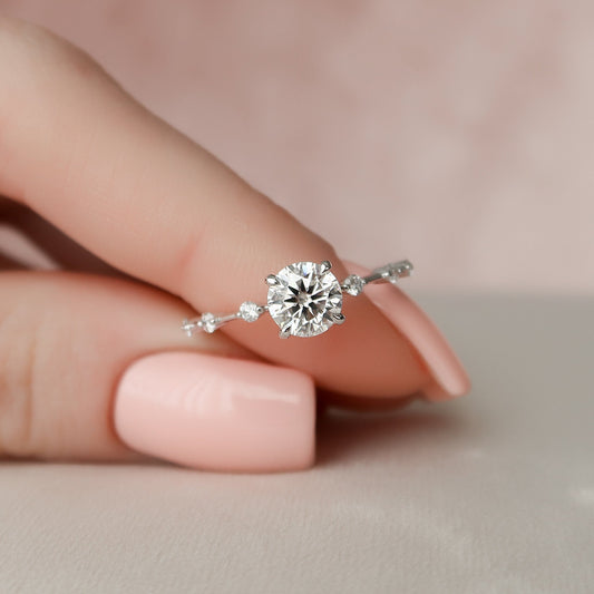1.0CT Round Cut Moissanite Solitaire Engagement Ring