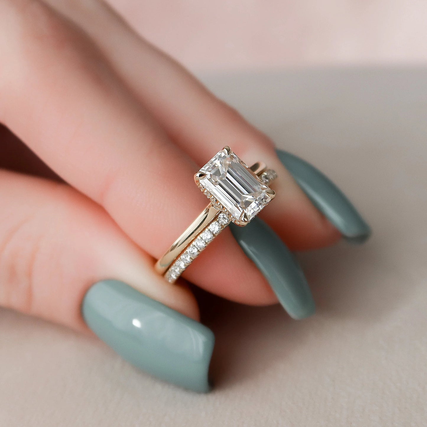 2.0CT Emerald Cut Moissanite Diamond Halo Bridal Engagement Ring Set