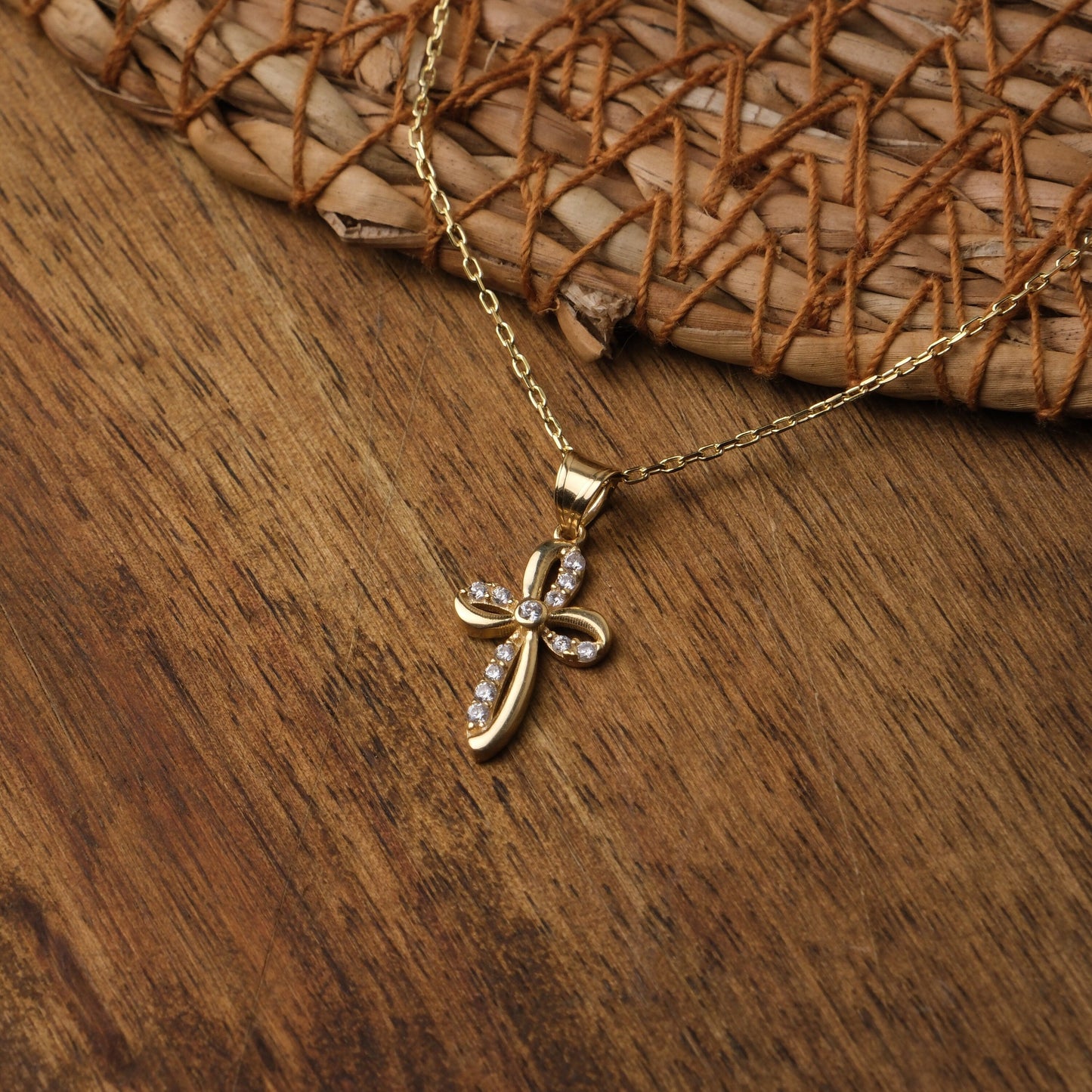 Round Cut Diamond Crucifix Cross Necklace for Women