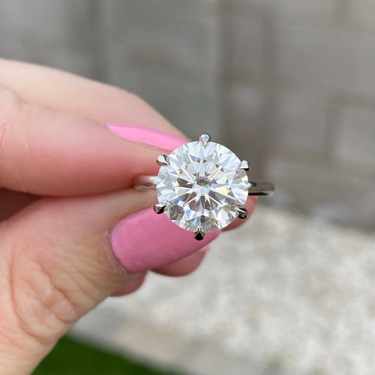 4.5CT Round Brilliant Diamond Solitaire Moissanite Engagement Ring