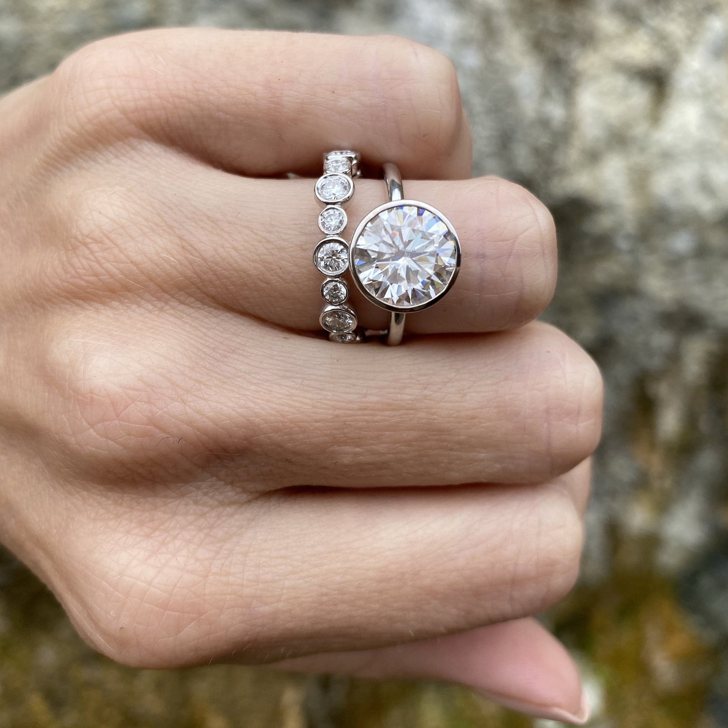 3.5CT Round Brilliant Diamond Bezel Moissanite Engagement Ring