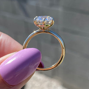 2.50CT Round Diamond Solitaire Moissanite Engagement Ring