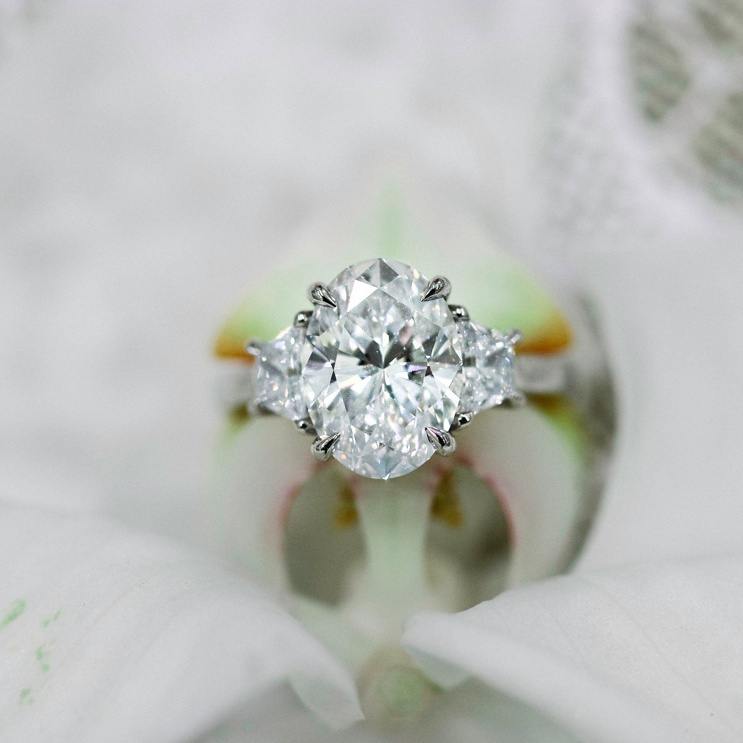 3.5CT Oval Cut Moissanite Trapezoid Diamond Engagement Ring