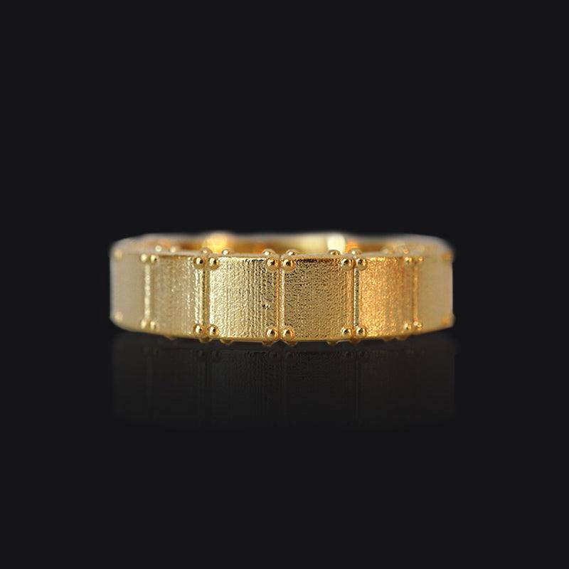 Classic Shield Textured Men's Wedding Band
