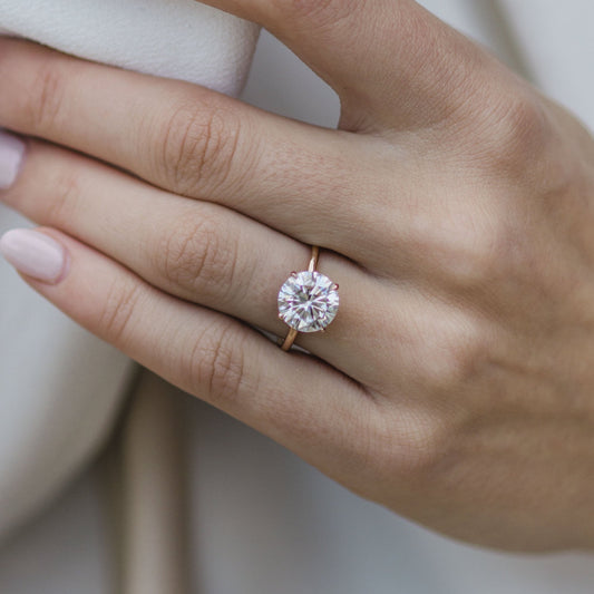 3.0CT Round Cut Solitaire Moissanite Diamond Engagement Ring