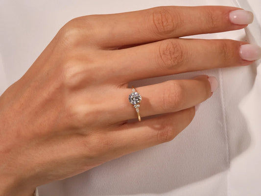 1.0 CT Round Diamond Cluster Setting Moissanite Engagement Ring