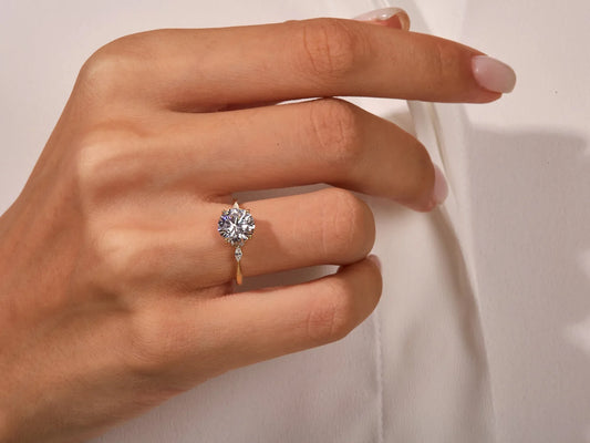 2.0CT Round Diamond Cluster Setting Moissanite Engagement Ring