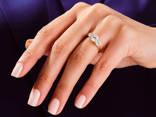 1.0CT Round Diamond Three Stone Setting Moissanite Engagement Ring