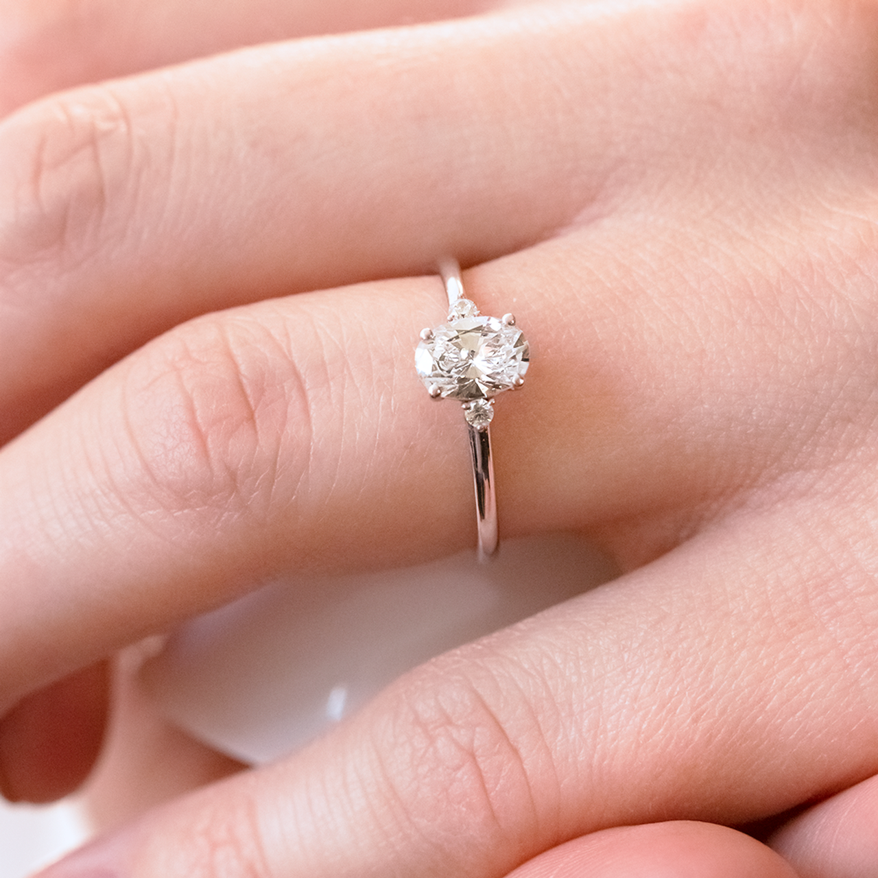 1.33 CT Oval Cut Moissanite Engagement Ring