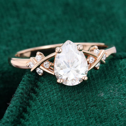 1.0 CT Pear Shaped Moissanite Art Deco Engagement Ring