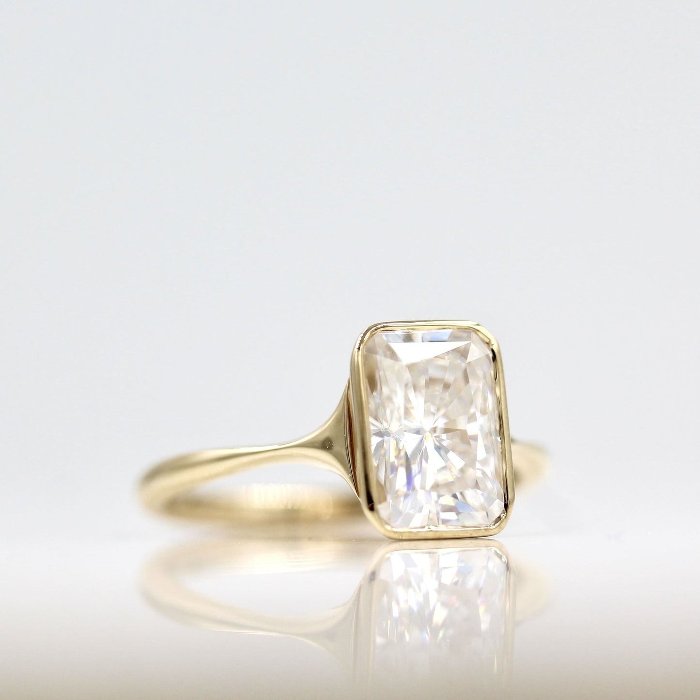 2.0ct Radiant Cut Solitaire Moissanite Diamond Engagement Ring
